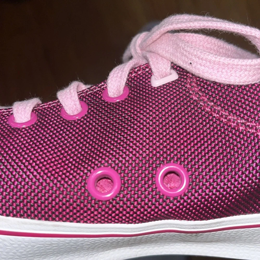 K-Swiss purple sneakers size 6.5